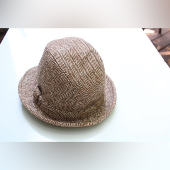 Beautiful Lock & Co. hatters hat - Picture 8 of 11